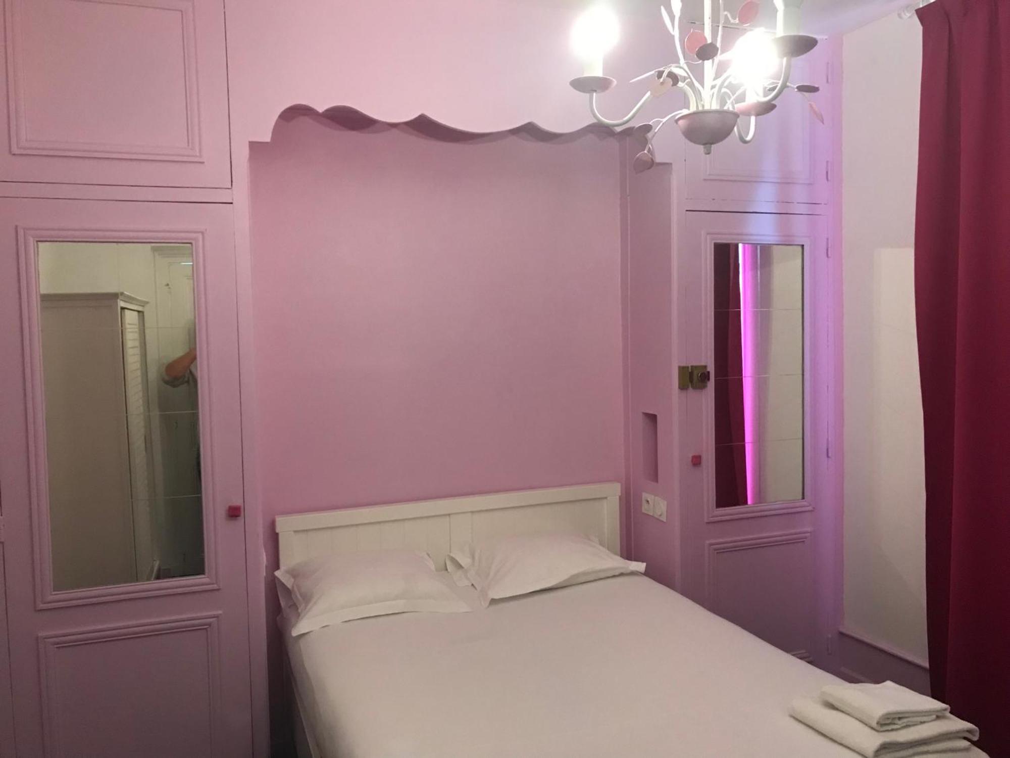 Hotel Couleurs Sud Centre-Ville Gare Charleville-Mézières エクステリア 写真