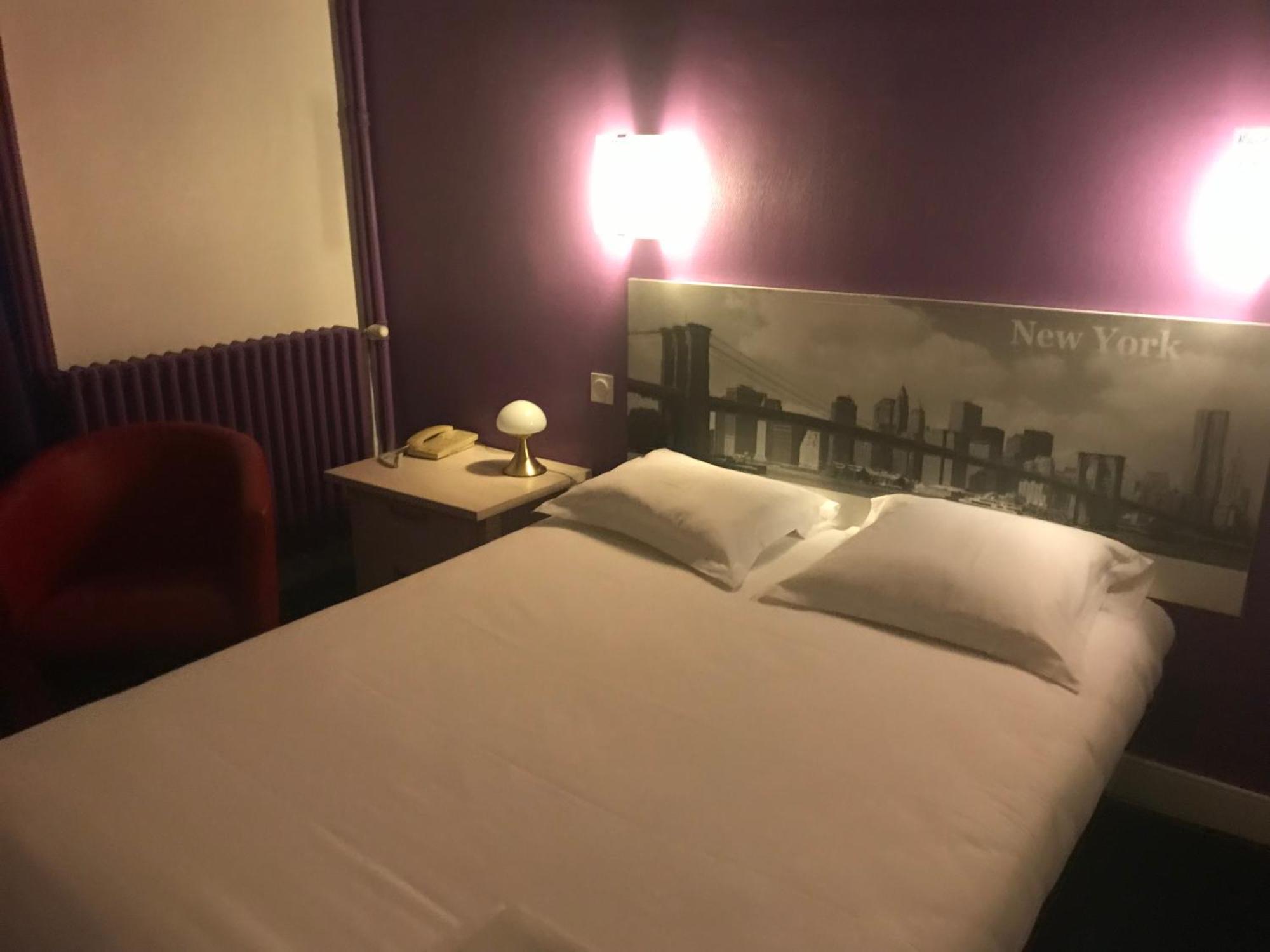 Hotel Couleurs Sud Centre-Ville Gare Charleville-Mézières エクステリア 写真